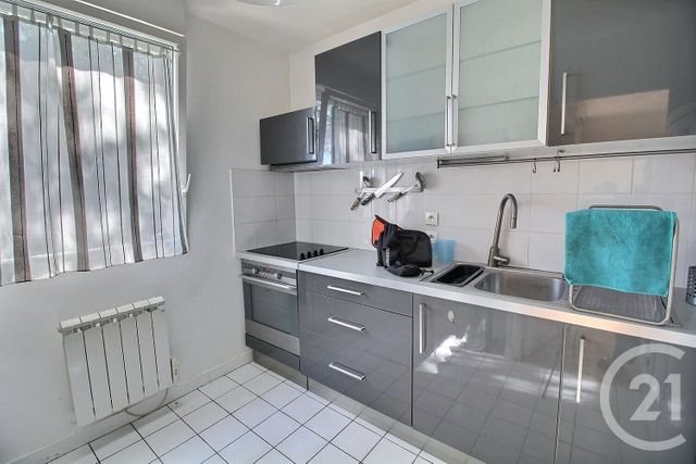 Afficher la photo en grand Appartement F1 à louer - 1 pièce - 37.0 m2 - CHATENAY MALABRY - 92 - ILE-DE-FRANCE - Century 21 Aes Conservatoire