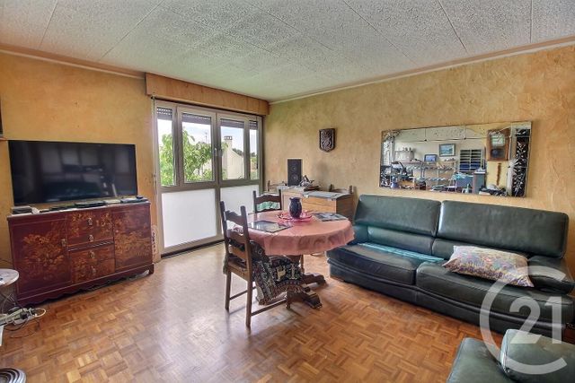 Appartement F4 à vendre - 4 pièces - 76.94 m2 - WISSOUS - 91 - ILE-DE-FRANCE - Century 21 Aes Conservatoire