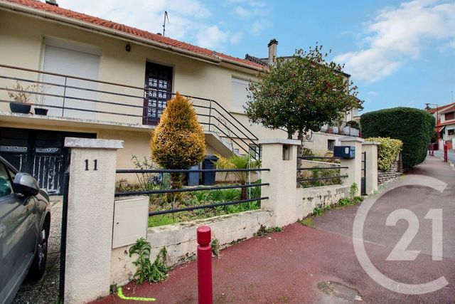 maison à louer - 4 pièces - 81.09 m2 - FRESNES - 94 - ILE-DE-FRANCE - Century 21 Aes Conservatoire