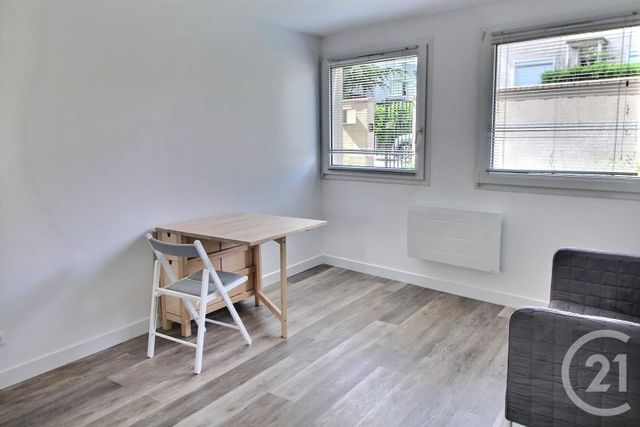 Appartement F1 à louer - 2 pièces - 28.61 m2 - ANTONY - 92 - ILE-DE-FRANCE - Century 21 Aes Conservatoire