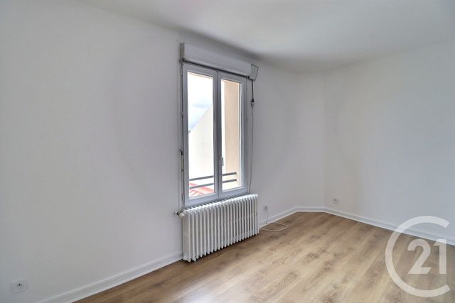 Appartement F2 à louer - 2 pièces - 45.0 m2 - LONGJUMEAU - 91 - ILE-DE-FRANCE - Century 21 Aes Conservatoire