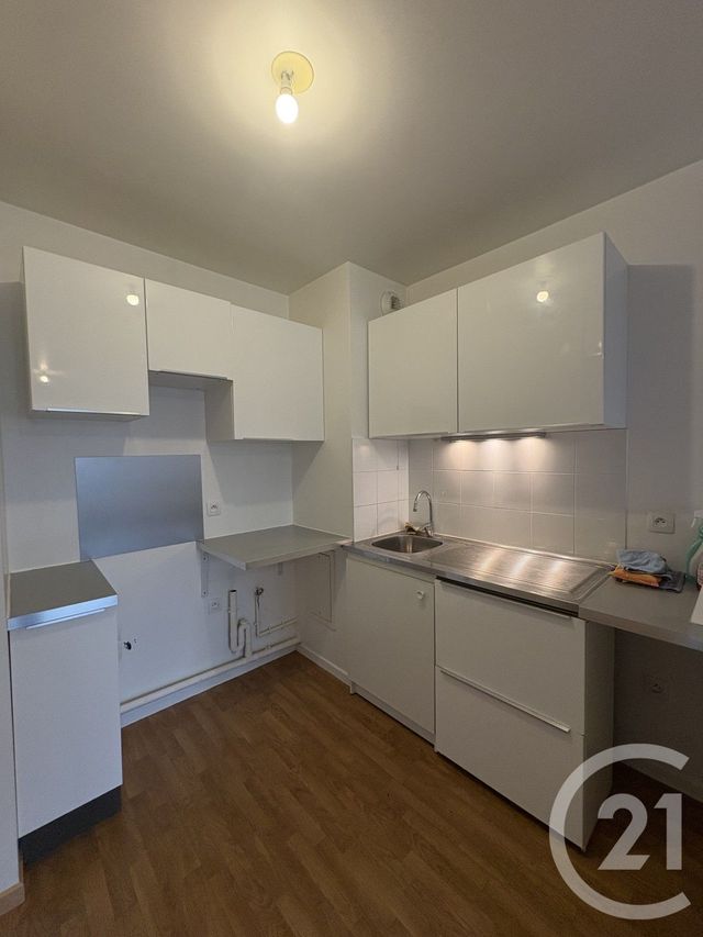 Appartement F2 à louer - 2 pièces - 40.76 m2 - WISSOUS - 91 - ILE-DE-FRANCE - Century 21 Aes Conservatoire