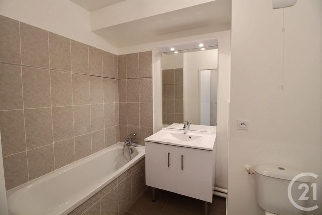 Appartement F2 à louer - 2 pièces - 50.08 m2 - CHATENAY MALABRY - 92 - ILE-DE-FRANCE - Century 21 Aes Conservatoire