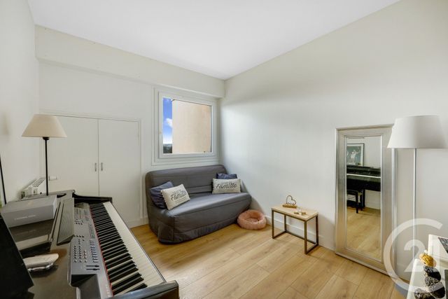 Appartement F6 à vendre - 6 pièces - 141.49 m2 - VERRIERES LE BUISSON - 91 - ILE-DE-FRANCE - Century 21 Aes Conservatoire