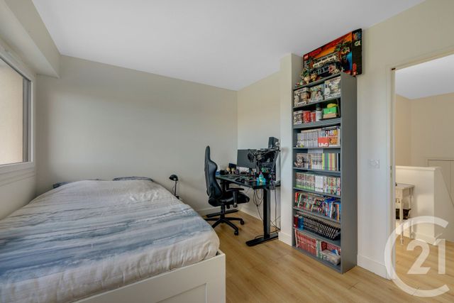 Appartement F6 à vendre - 6 pièces - 141.49 m2 - VERRIERES LE BUISSON - 91 - ILE-DE-FRANCE - Century 21 Aes Conservatoire