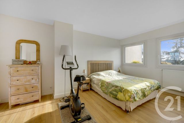 Appartement F6 à vendre - 6 pièces - 141.49 m2 - VERRIERES LE BUISSON - 91 - ILE-DE-FRANCE - Century 21 Aes Conservatoire