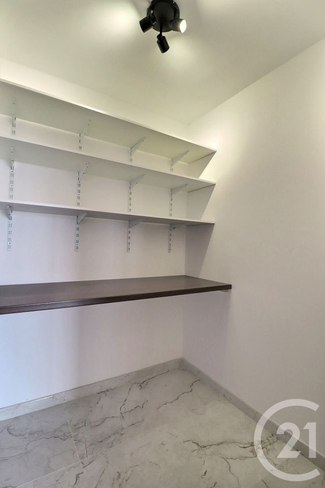 Appartement F5 à louer - 5 pièces - 90.0 m2 - VIRY CHATILLON - 91 - ILE-DE-FRANCE - Century 21 Aes Conservatoire