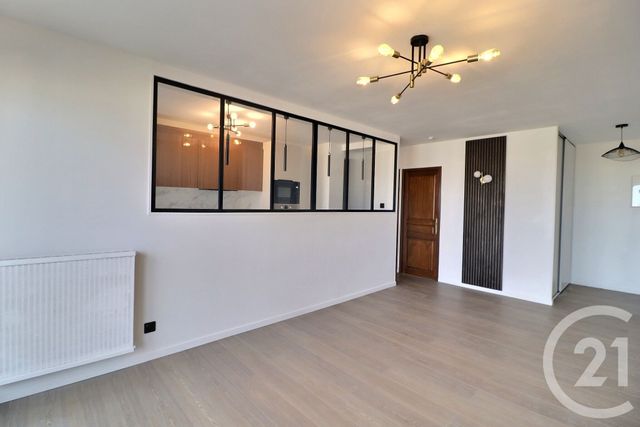 Appartement F5 à louer - 5 pièces - 90.0 m2 - VIRY CHATILLON - 91 - ILE-DE-FRANCE - Century 21 Aes Conservatoire