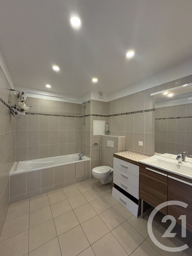 Appartement F4 à louer - 4 pièces - 89.62 m2 - ANTONY - 92 - ILE-DE-FRANCE - Century 21 Aes Conservatoire