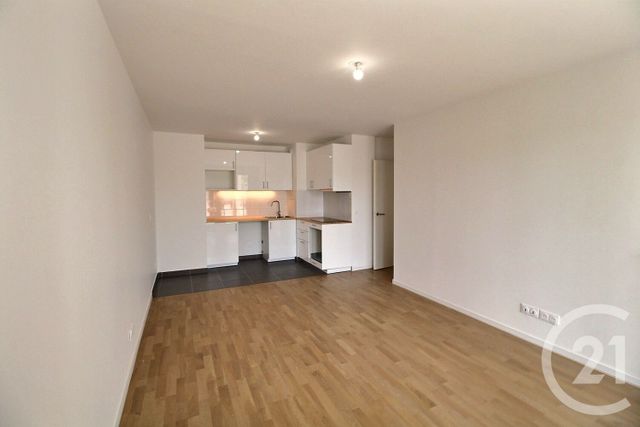 Appartement F3 à louer - 3 pièces - 58.93 m2 - LE PLESSIS ROBINSON - 92 - ILE-DE-FRANCE - Century 21 Aes Conservatoire