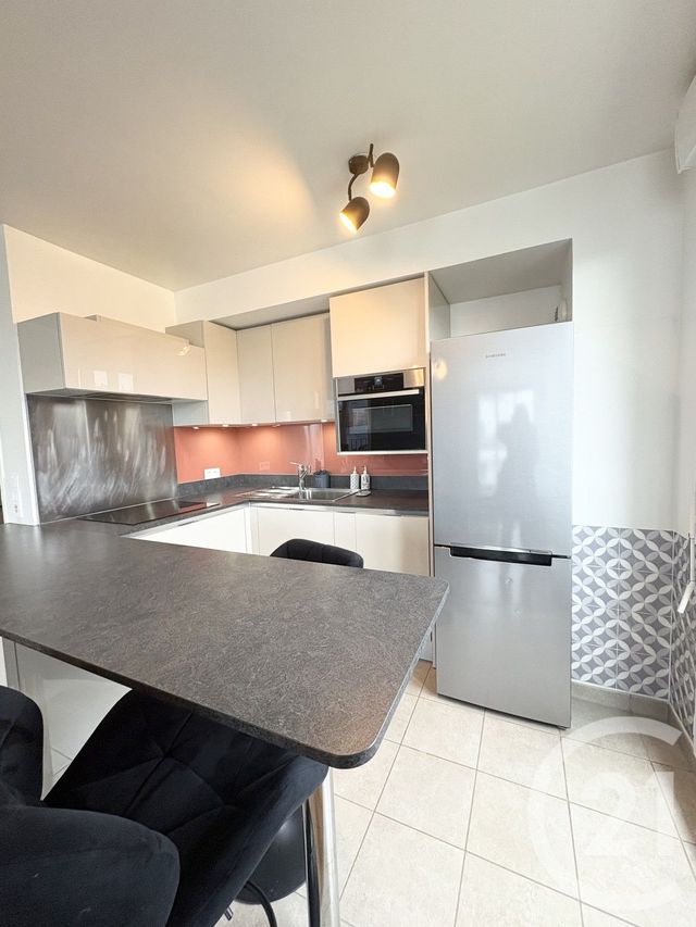 Appartement F3 à louer - 3 pièces - 64.34 m2 - VILLEJUIF - 94 - ILE-DE-FRANCE - Century 21 Aes Conservatoire