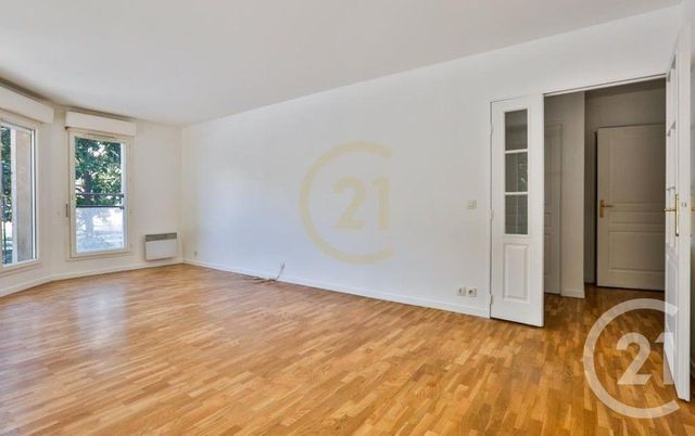 Appartement F3 à louer - 3 pièces - 70.06 m2 - MONTROUGE - 92 - ILE-DE-FRANCE - Century 21 Aes Conservatoire
