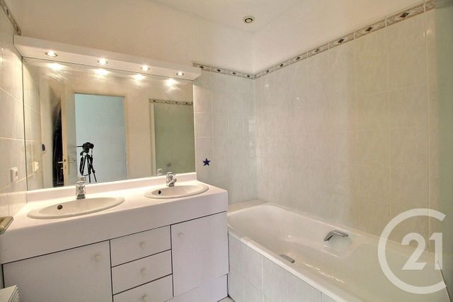 Appartement F4 à louer - 4 pièces - 87.43 m2 - ANTONY - 92 - ILE-DE-FRANCE - Century 21 Aes Conservatoire