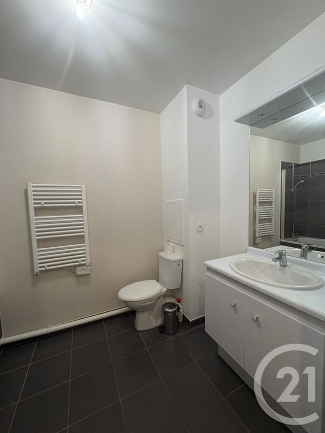 Appartement F2 à louer - 2 pièces - 40.86 m2 - WISSOUS - 91 - ILE-DE-FRANCE - Century 21 Aes Conservatoire
