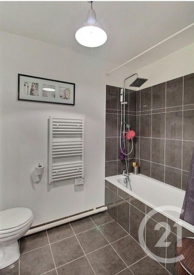 Appartement F2 à louer - 2 pièces - 40.46 m2 - WISSOUS - 91 - ILE-DE-FRANCE - Century 21 Aes Conservatoire