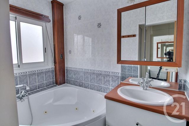 Appartement F3 à louer - 3 pièces - 56.49 m2 - ANTONY - 92 - ILE-DE-FRANCE - Century 21 Aes Conservatoire