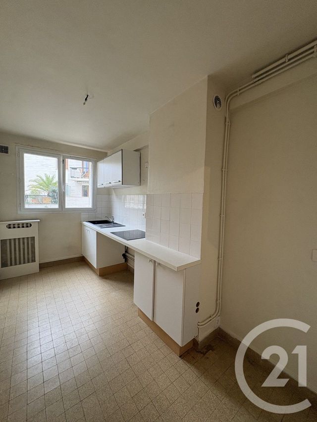 Appartement F3 à vendre - 2 pièces - 55.01 m2 - CLAMART - 92 - ILE-DE-FRANCE - Century 21 Aes Conservatoire