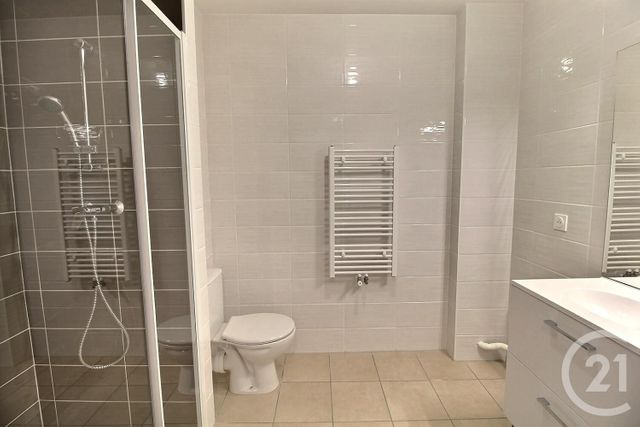 Appartement F2 à louer - 2 pièces - 40.53 m2 - SCEAUX - 92 - ILE-DE-FRANCE - Century 21 Aes Conservatoire