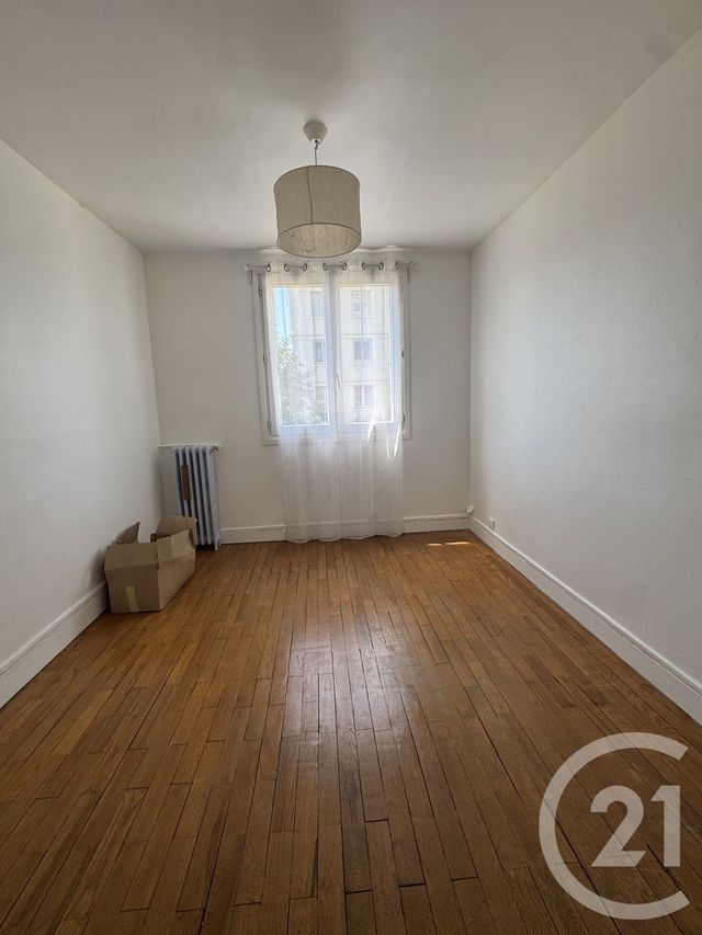 Appartement F4 à louer - 4 pièces - 76.14 m2 - MONTROUGE - 92 - ILE-DE-FRANCE - Century 21 Aes Conservatoire