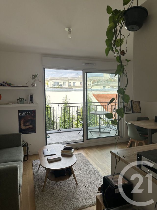 Appartement F2 à louer - 2 pièces - 40.2 m2 - MONTROUGE - 92 - ILE-DE-FRANCE - Century 21 Aes Conservatoire