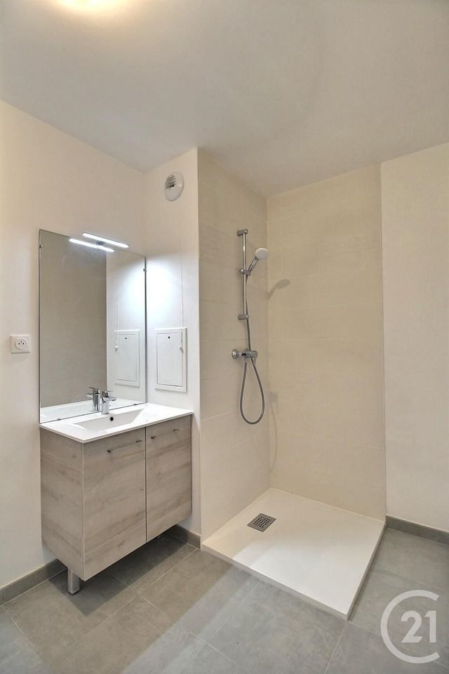 Appartement F2 à louer - 2 pièces - 42.57 m2 - ANTONY - 92 - ILE-DE-FRANCE - Century 21 Aes Conservatoire