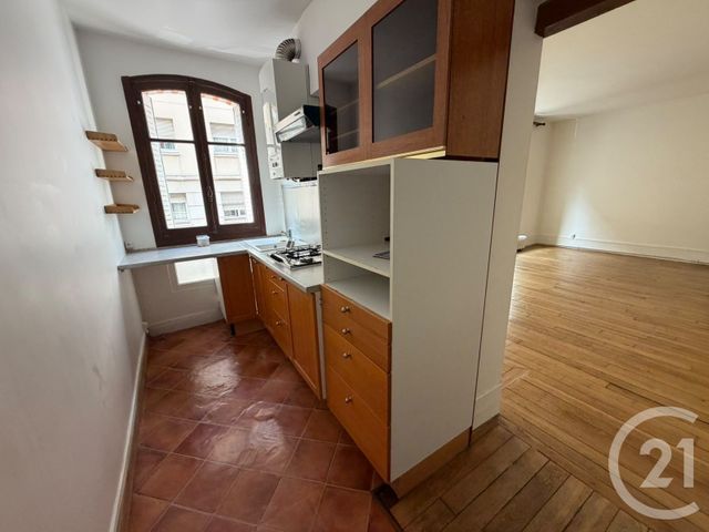 Appartement F3 à louer - 3 pièces - 58.9 m2 - MONTROUGE - 92 - ILE-DE-FRANCE - Century 21 Aes Conservatoire