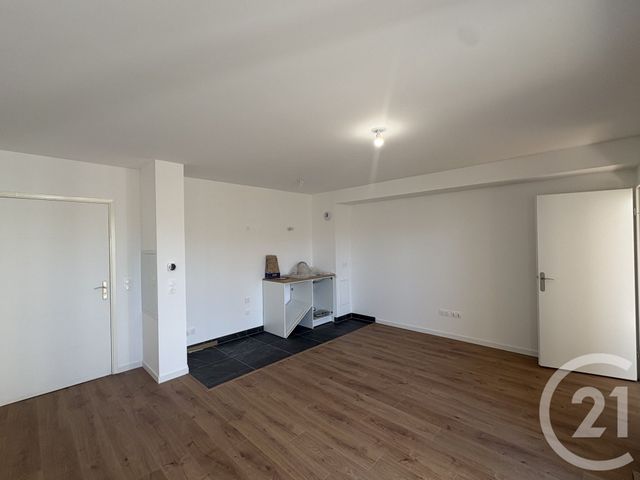 Appartement F2 à louer - 2 pièces - 39.75 m2 - ANTONY - 92 - ILE-DE-FRANCE - Century 21 Aes Conservatoire