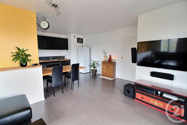 Appartement F3 à louer - 3 pièces - 67.52 m2 - WISSOUS - 91 - ILE-DE-FRANCE - Century 21 Aes Conservatoire
