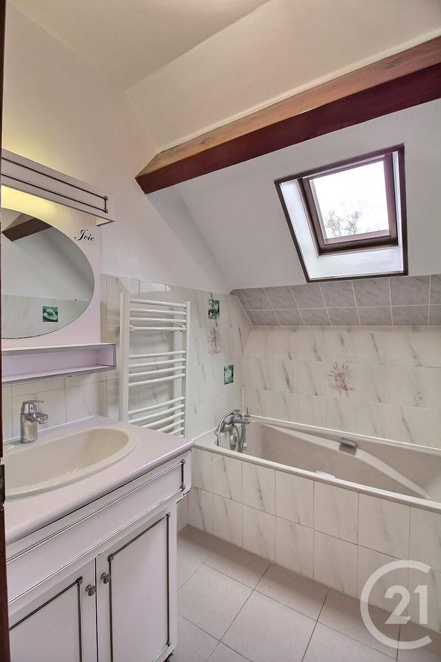 Appartement F3 à louer - 3 pièces - 55.22 m2 - WISSOUS - 91 - ILE-DE-FRANCE - Century 21 Aes Conservatoire