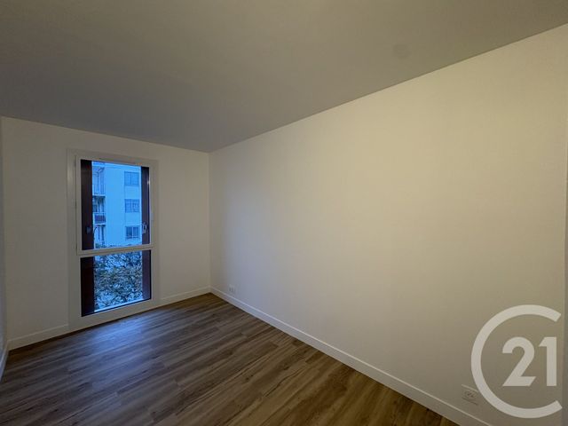 Appartement F4 à louer - 4 pièces - 66.61 m2 - FRESNES - 94 - ILE-DE-FRANCE - Century 21 Aes Conservatoire