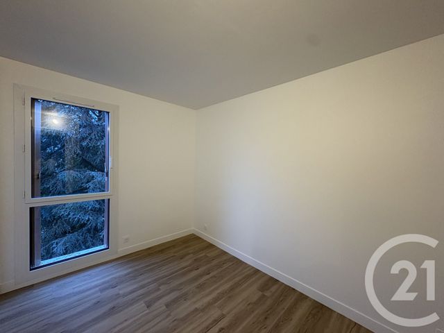 Appartement F4 à louer - 4 pièces - 66.61 m2 - FRESNES - 94 - ILE-DE-FRANCE - Century 21 Aes Conservatoire
